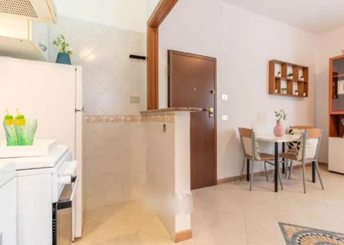 Monolocale A Lägenhet